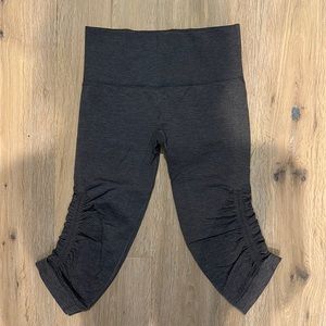 Lululemon crop leggings